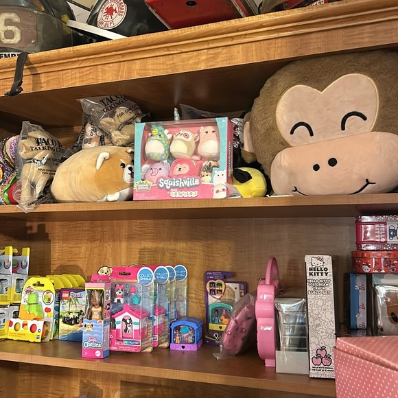 🤷♀️🙋♀️$LIVE SHOW! LOW LOW Starts$🙋♀️🤷♀️ - Picture 9 of 16